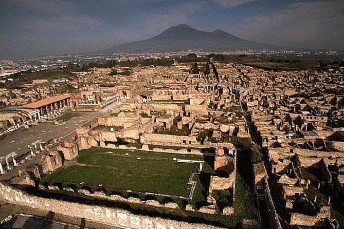 Transfer from Naples to Sorrento with stop at Pompeii - Entering Pompeii With the Right Expectations