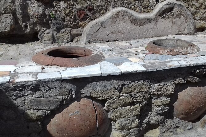 Transfer From Naples Train Station/area to Sorrento 2hr stop in Herculaneum - Why Herculaneum feels different from Pompeii