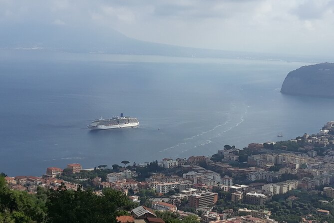 Transfer Naples Praiano or vice versa - A practical ride between Naples and Praiano
