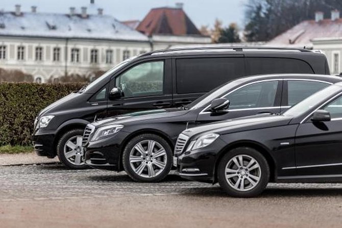Transfer Naples to Sorrento - Inside the Mercedes sedan or minivan