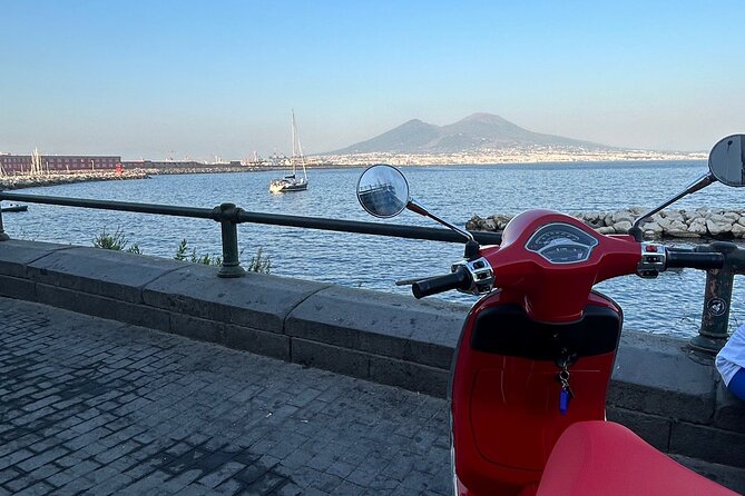 Vespa Naples rental - Key points at a glance