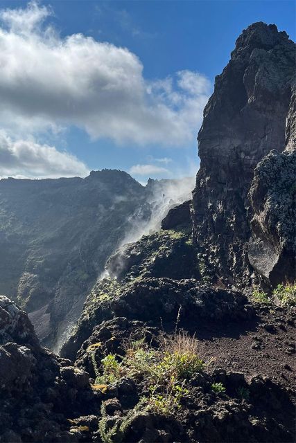 Vesuvio: 3h trekking tour with volcanological guide - Returning by the historic Matrone road