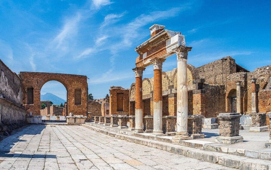 Vesuvius - Herculaneum - Pompeii Excavations Tour - Herculaneum’s unusually preserved Roman city