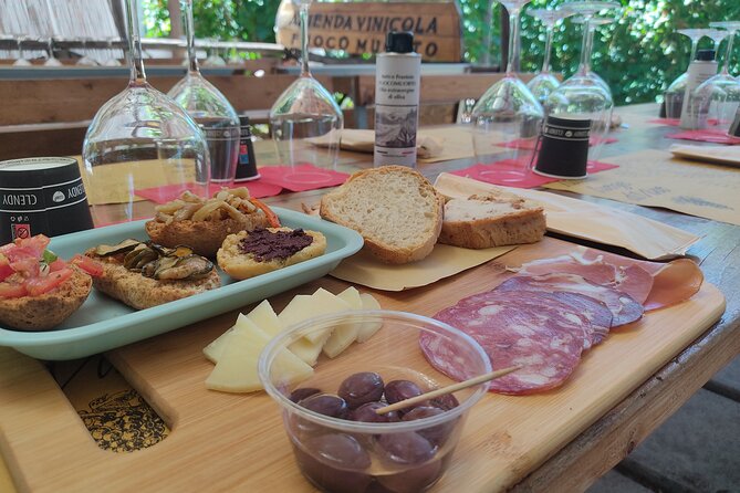 Vesuvius wine tasting with company tour - Why this Vesuvius wine visit feels different