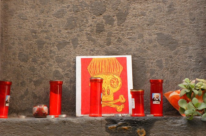 Walking Tour of the Neapolitan Superstition - The munaciello, Naples’s troublesome little spirit